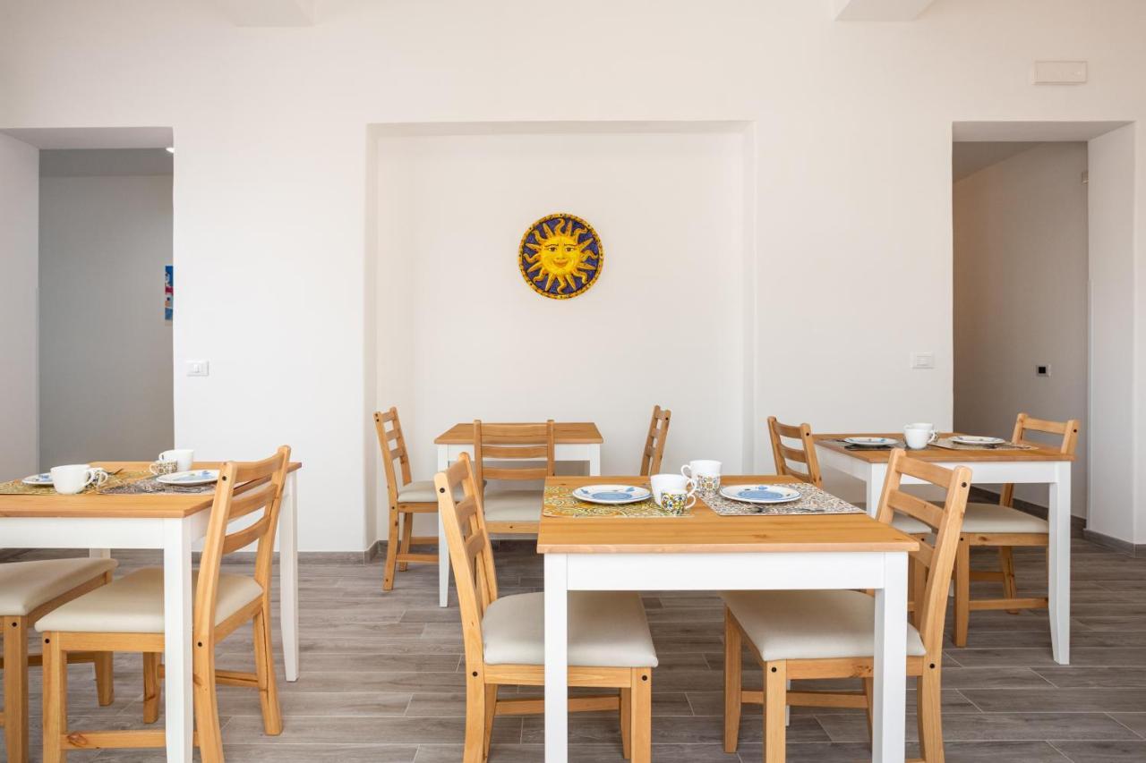 Le Cinque Stanze Palermo Room&Breakfast Екстериор снимка
