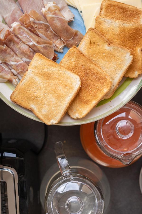 Le Cinque Stanze Palermo Room&Breakfast Екстериор снимка